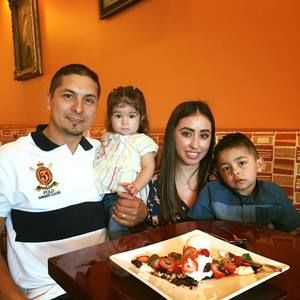 Meet your Posher, Miguel